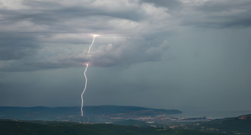 Allerta gialla in 13 regioni: temporali e rischi da monitorare